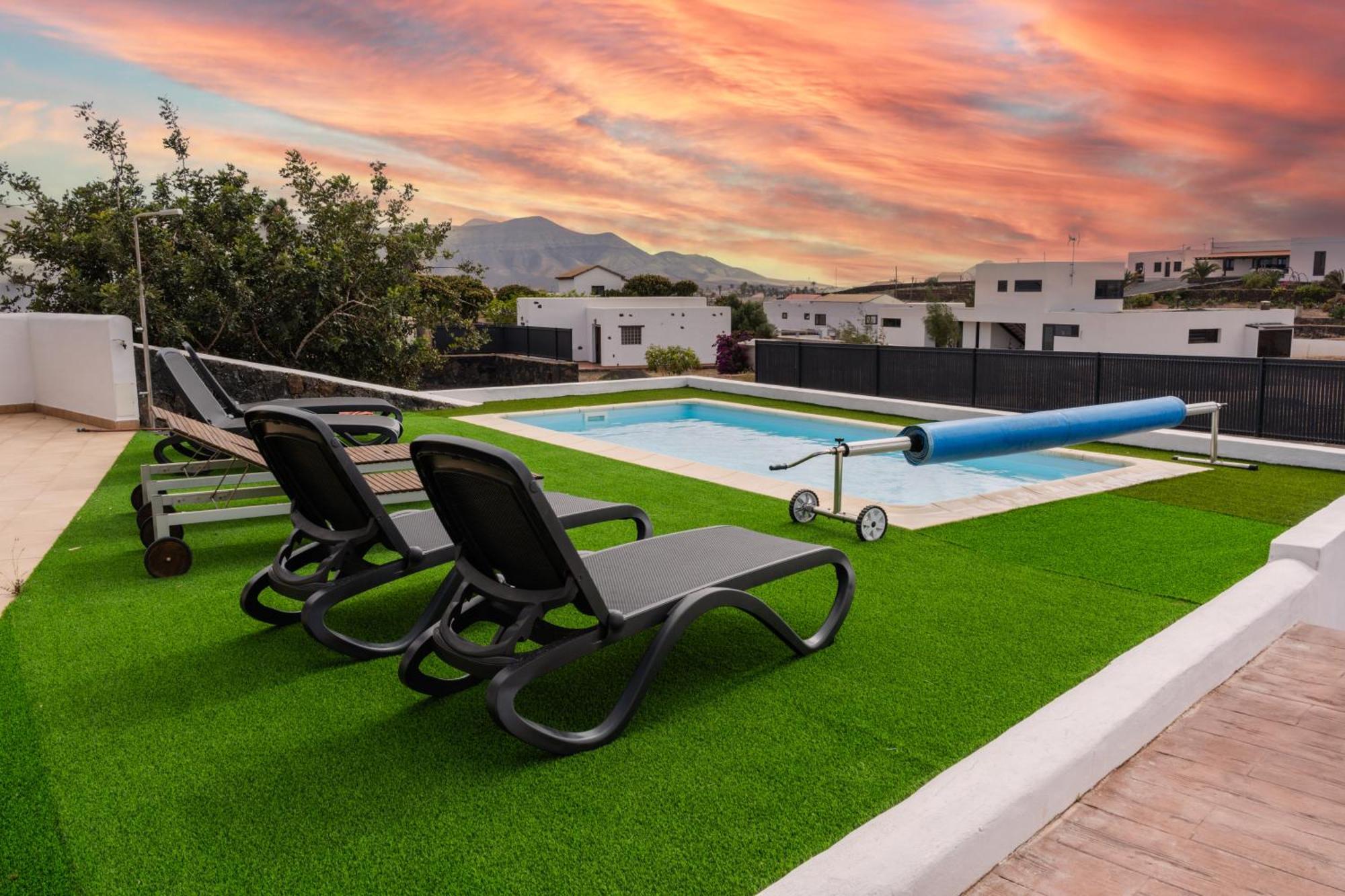 Villa Volcan2 Rural Private Pool La Oliva By Holidays Home Εξωτερικό φωτογραφία